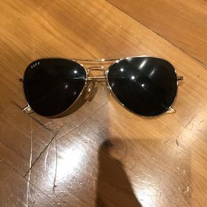 Diff aviator style sunglasses